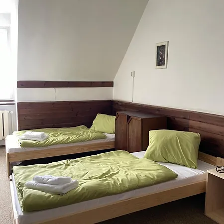 Vyrovka Szálloda *